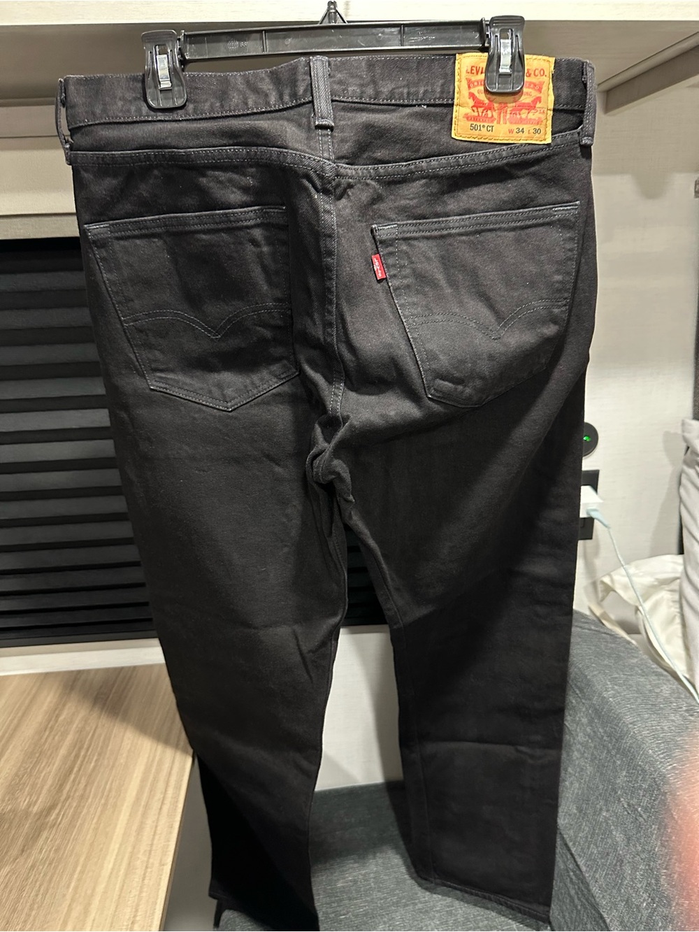 Levi's Men's Black Slim Straight Jeans